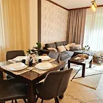 Апартаменты Cozy Private In Luxury St Ivan Rilski -free Wellness-